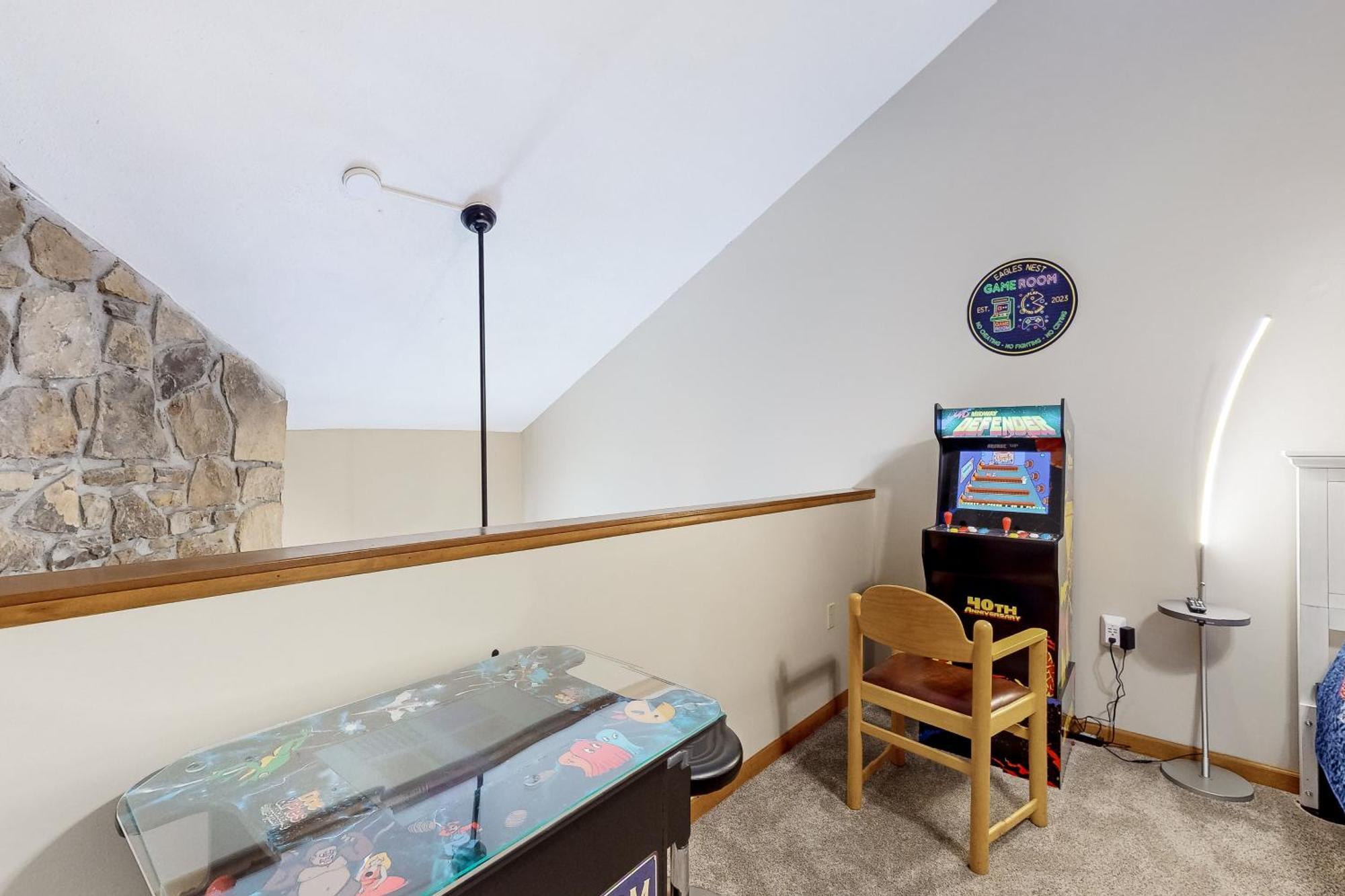 Eagles Nest Escape Apartment Gatlinburg Exterior photo